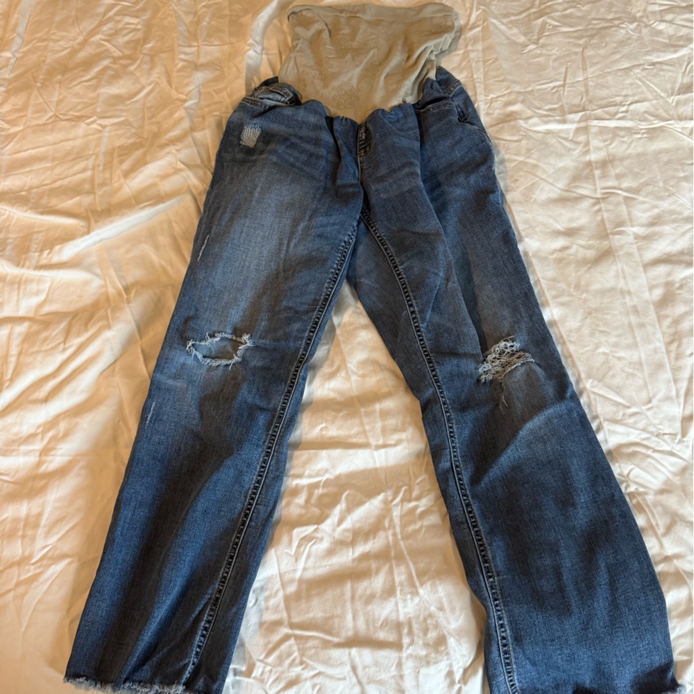 Jessica Simpson maternity jeans
